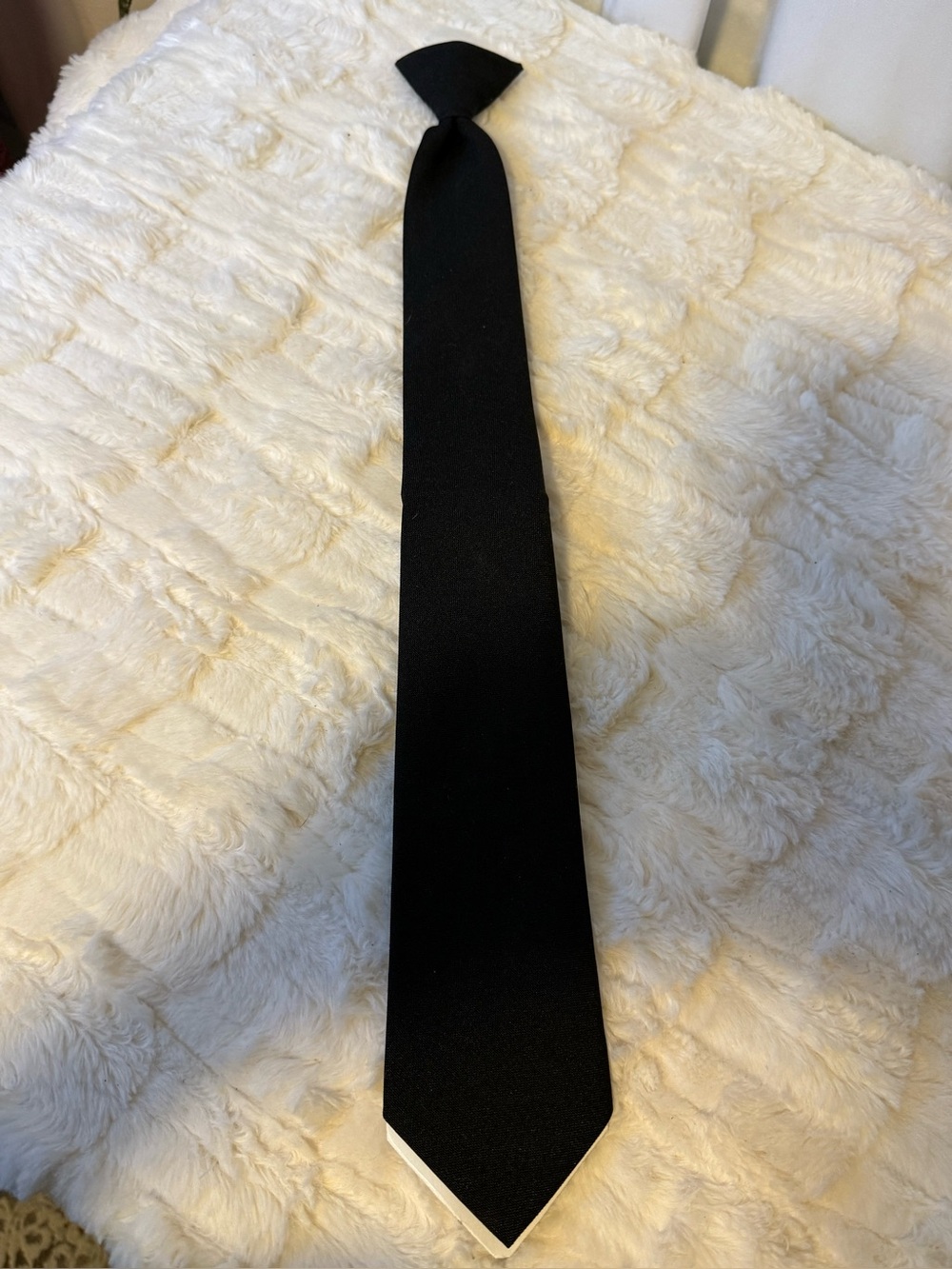 NWOT UniformCravats Black Pre-Tied Uniform Tie Made in USA 3” x 19.5”